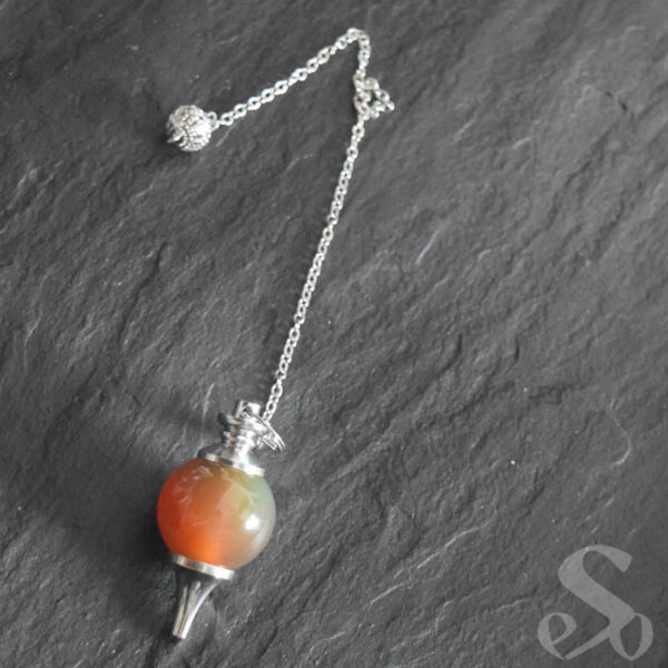 Pendule Sephoroton en Agate rouge